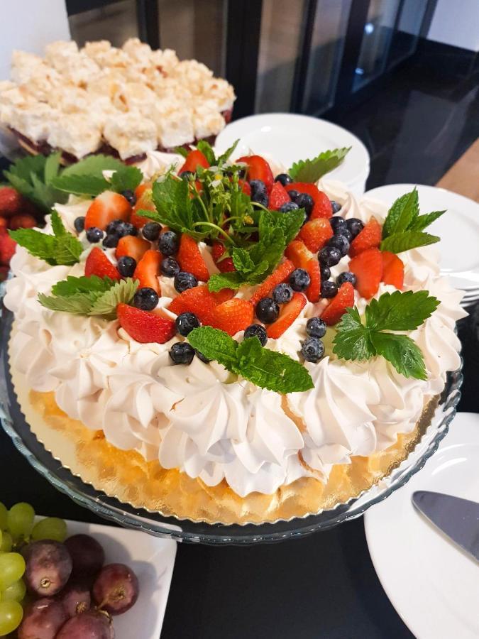 Dwor Karwacz Bed and Breakfast Przasnysz Εξωτερικό φωτογραφία